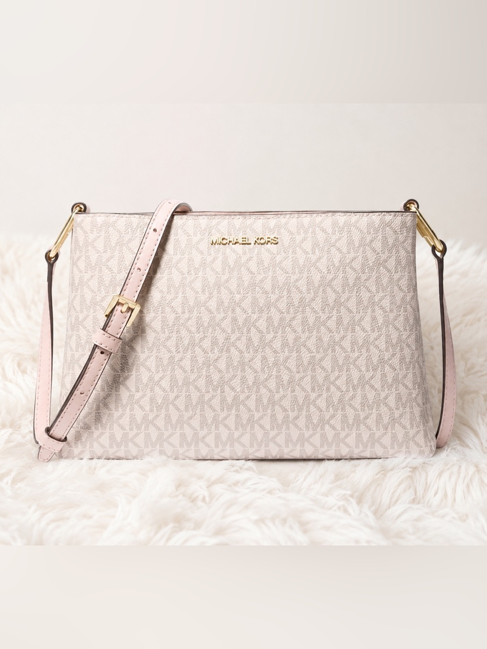 Michael Kors Trisha Medium Crossbody Bag - Dark Powder Blush (EUC)